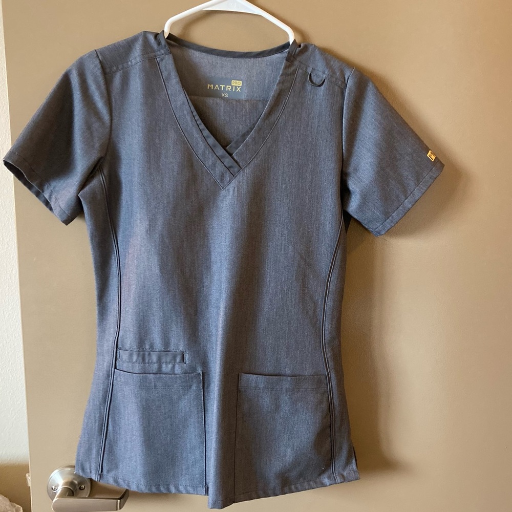 Maevn Matrix Pro Scrub Set